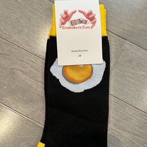 NWT Single pair of socks; can also mix with any socks from my closet
